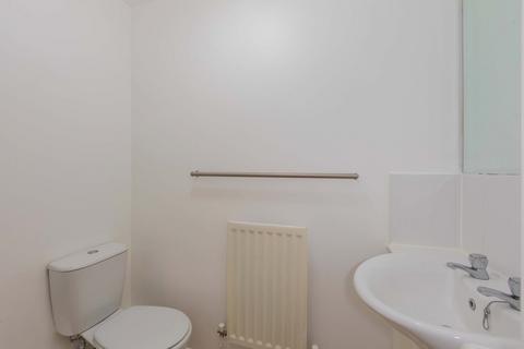 2 bedroom terraced house for sale, Bessemer Close, Langley SL3