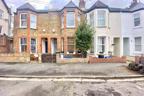 3 bedroom terraced house to rent, Evelyn Gardens, Kew, Richmond