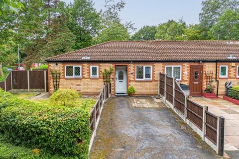 2 bedroom semi-detached bungalow for sale, Nightingale Close, Birchwood, WA3