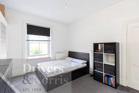 2 bedroom apartment to rent, Alexandra Grove, Finchley, London, N12