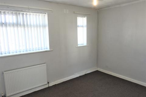 2 bedroom semi-detached house to rent, Ripon Street, Preston PR1