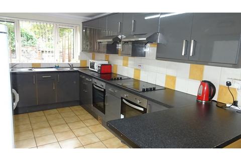 8 bedroom terraced house to rent, Woodville Road, Cathays, Cardiff