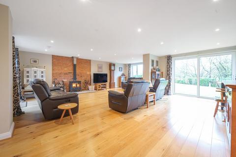 4 bedroom barn conversion for sale, Manor Farm Barns, Church Road, Westoning, MK45