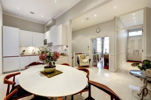 2 bedroom apartment for sale, Beaufort Gardens, SW3