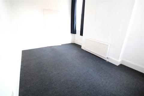 2 bedroom apartment to rent, Alexandra Grove, Finchley, London, N12