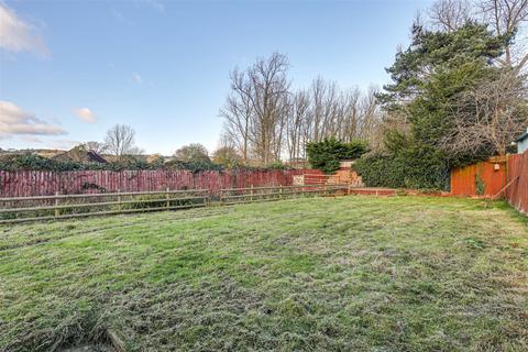 2 bedroom detached bungalow for sale, Coles Lane, Brasted TN16