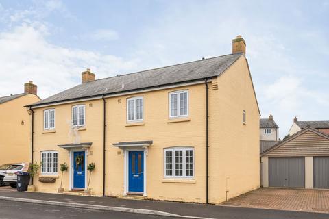 14 Angell Drive, Calne, SN11 0FW
