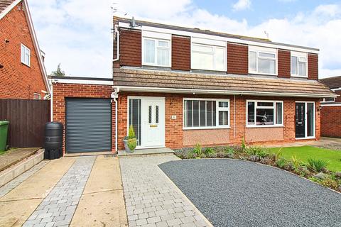 3 bedroom semi-detached house for sale, Bedford Close, Pershore WR10