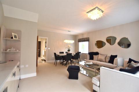 3 bedroom end of terrace house for sale, Teaseltun, Fleet GU51