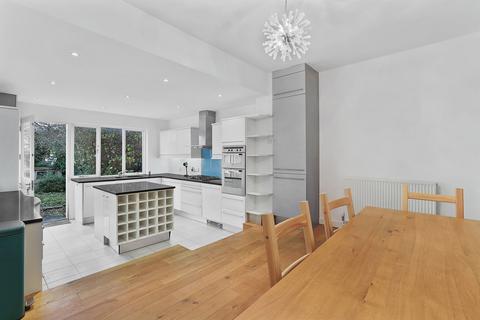 2 bedroom terraced house for sale, Palace Gardens, Buckhurst Hill, IG9