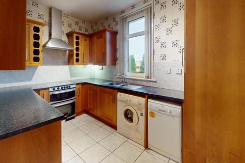 2 bedroom flat for sale, King Street, Newmains, Wishaw