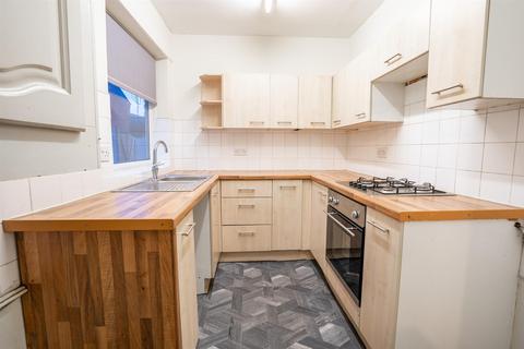 2 bedroom end of terrace house for sale, Rydal Street, Leigh