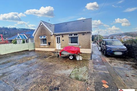 3 bedroom detached house for sale, Farm Road, Trebanos, Pontardawe, Swansea, West Glamorgan, SA8 4DE