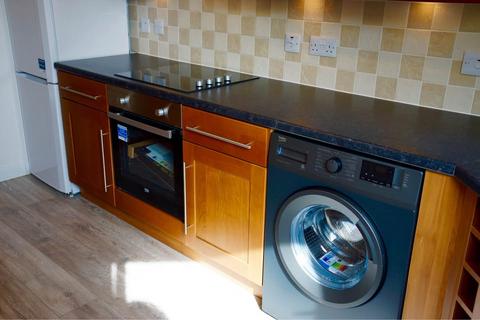 2 bedroom flat to rent, Rosebank Gardens, Aberdeen AB11