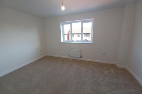 3 bedroom house to rent, Stroudley Road, Shirley, Solihull B90 8AQ