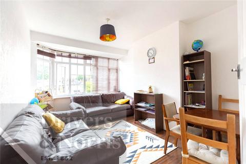 2 bedroom apartment to rent, Torrington Court, North Finchley, London, N12