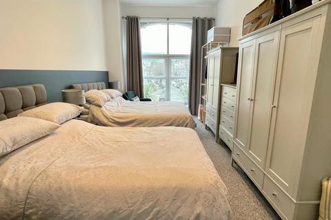 2 bedroom apartment for sale, Vaughan Street, Llandudno