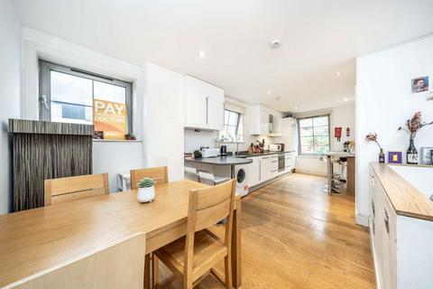 3 bedroom flat for sale, Argyle Walk, London WC1H