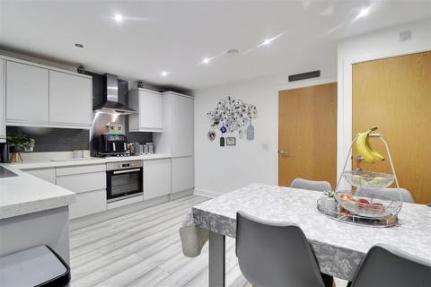 88 Bethune Avenue, Hull, HU4 7EL