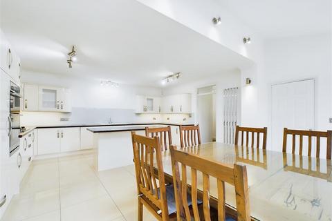 5 bedroom house to rent, Mangrove Road, Cockernhoe LU2