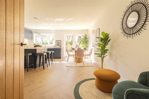 5 bedroom detached house for sale, Ironlatch Avenue, St Leonards On Sea