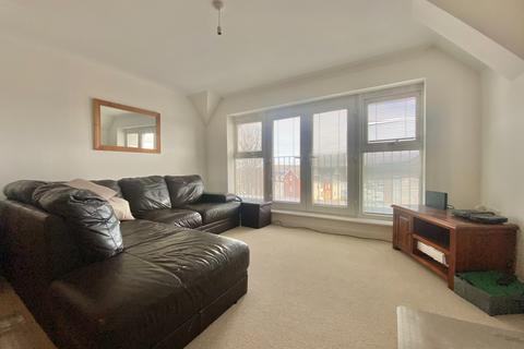 2 bedroom flat for sale, Southwold House, Park Gate