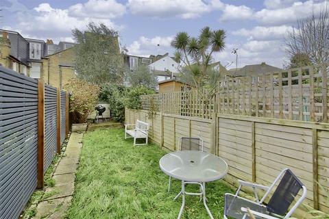 1 bedroom flat for sale, Vanderbilt Road Earlsfield London