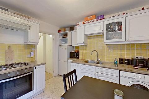 1 bedroom flat for sale, Vanderbilt Road Earlsfield London