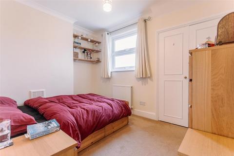 1 bedroom flat to rent, Hillfield Avenue, Crouch End