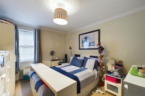 1 bedroom apartment for sale, Crowthorne Road, Bracknell, Berkshire, RG12