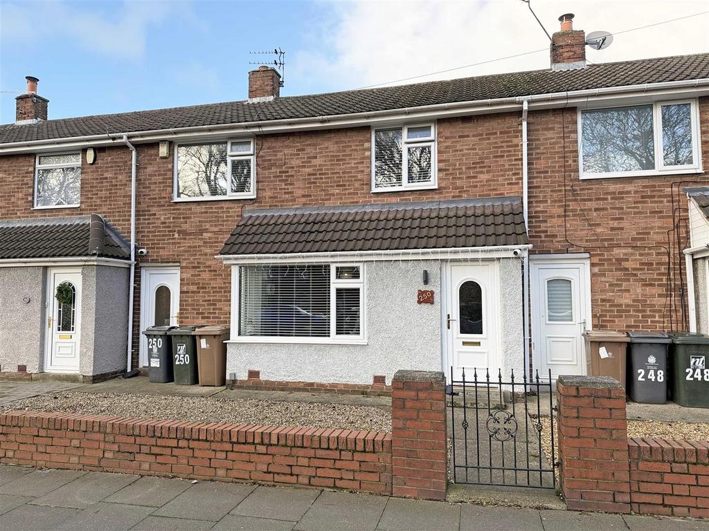 Verne Road Front 1.jpg
