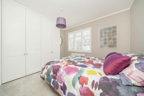 3 bedroom house for sale, Church Lane, Teddington TW11