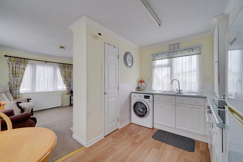 2 bedroom park home for sale, Brook Way, St. Ives, Cambridgeshire, PE27 5NT