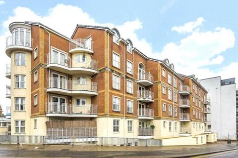 2 bedroom apartment for sale, Grantley Heights, Kennet Side, Reading, Berkshire, RG1