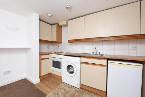 1 bedroom flat to rent, High Street, Aldershot GU11