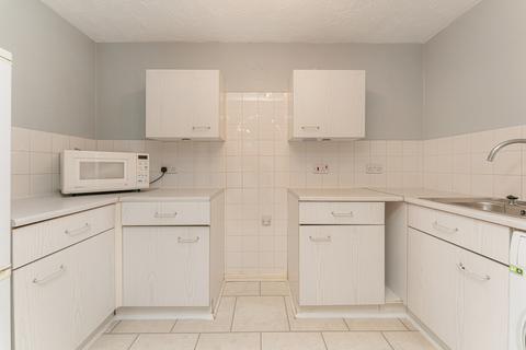 2 bedroom flat for sale, London E4