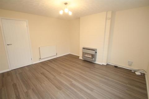 2 bedroom house to rent, Keiths Road, Hemel Hempstead