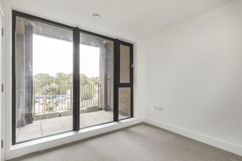 1 bedroom flat to rent, Medway Street Chatham ME4