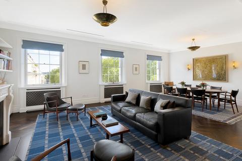 4 bedroom apartment for sale, Eaton Square, London SW1W