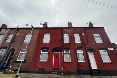 2 bedroom terraced house to rent, Walford Grove, Leeds, West Yorkshire, LS9