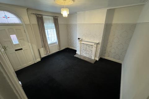 2 bedroom terraced house to rent, Walford Grove, Leeds, West Yorkshire, LS9