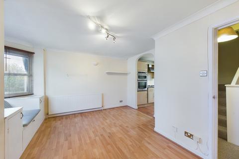 2 bedroom townhouse to rent, Southsea PO4