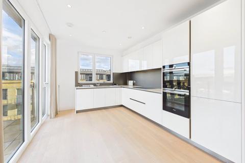 3 bedroom apartment to rent, Teddington Riverside, Teddington