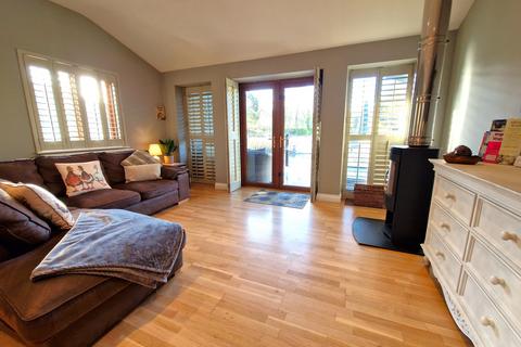 2 bedroom chalet for sale, Southview Lodges, Exeter EX2