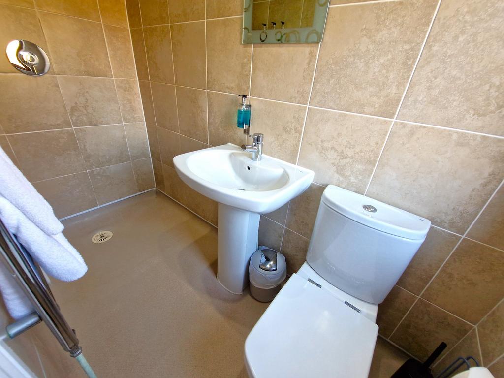 Ensuite Shower Room