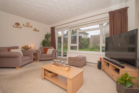 3 bedroom end of terrace house for sale, Holly Road, Ramsgate, CT11