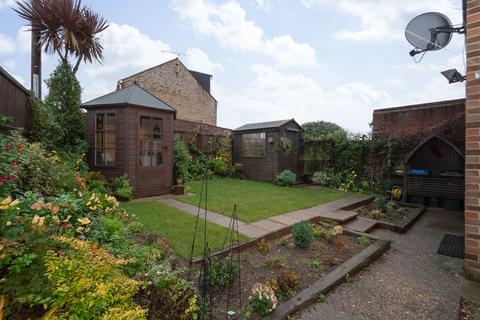3 bedroom end of terrace house for sale, Holly Road, Ramsgate, CT11