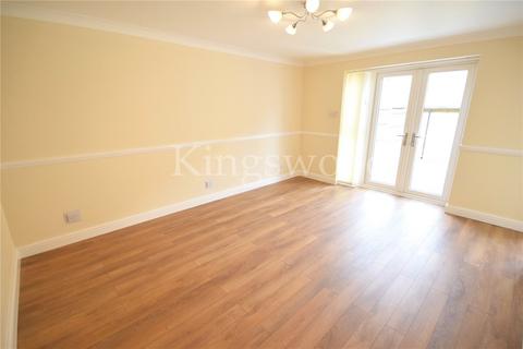 3 bedroom terraced house to rent, Poppy Gardens, Basildon, Essex, SS15