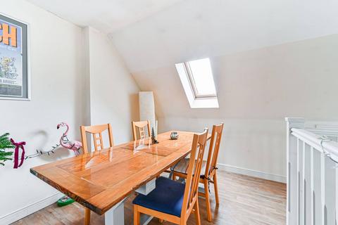 3 bedroom flat for sale, Kelly Avenue, Peckham, London, SE15