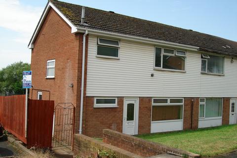 3 bedroom house to rent, Hospital Close, Leicester LE5